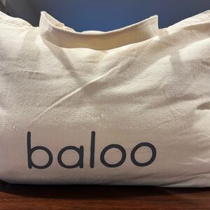***NWOT*** BALOO 12 lb Pebble white weighted THROW (42 x 72in)